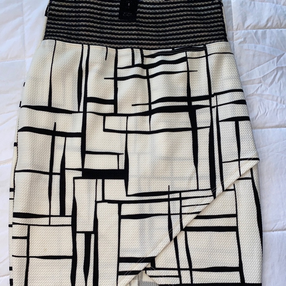 Agaci, black and white pencil skirt, medium